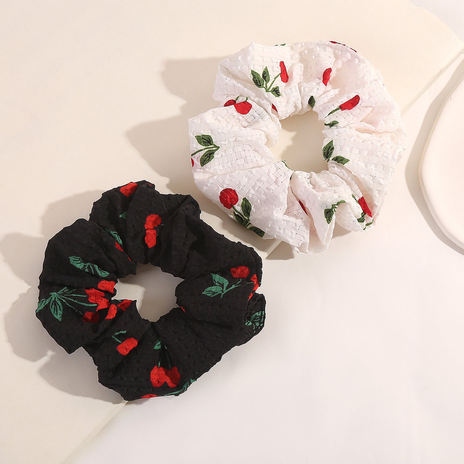 2pcs Fruit Print Scrunchie