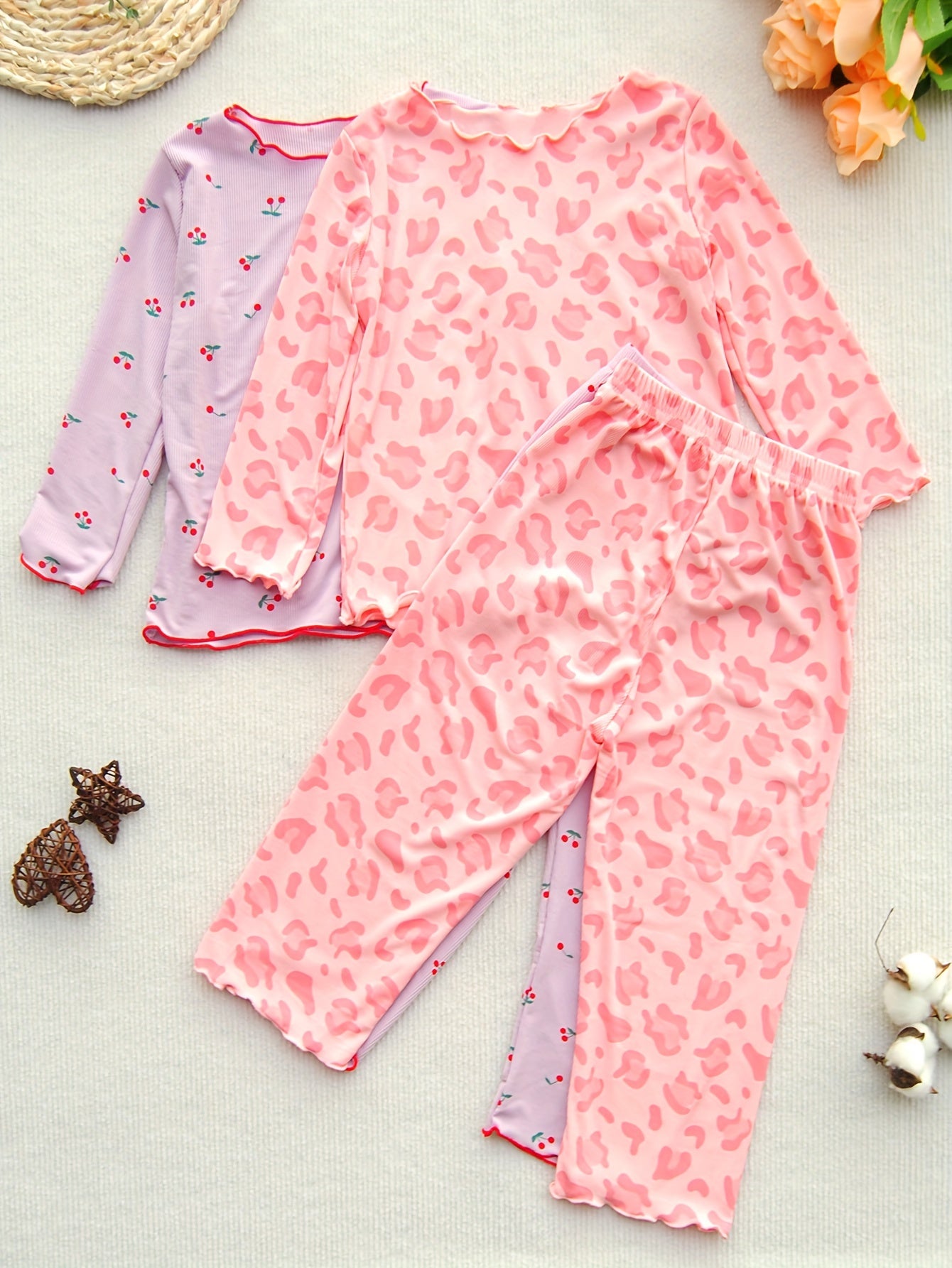 Floral Pattern Kid's Pajamas Set Long Sleeve Top & Pants Comfy PJ Set