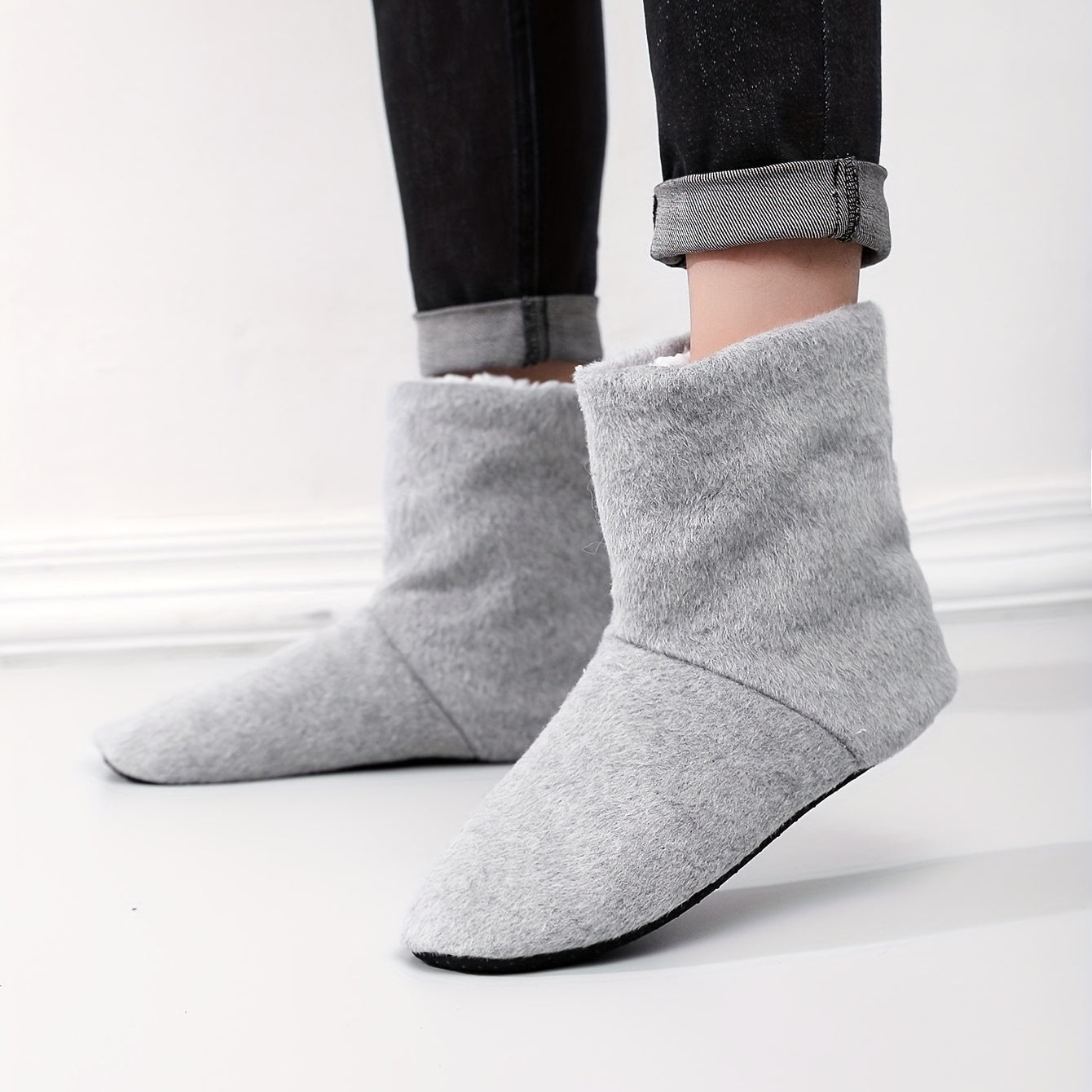 Men's Cozy Plush Booties Slippers Anti-Skid Winter Shoes