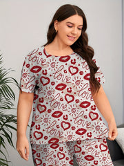 Heart & Letter Print Pajama Set Short Sleeve Top & Pants