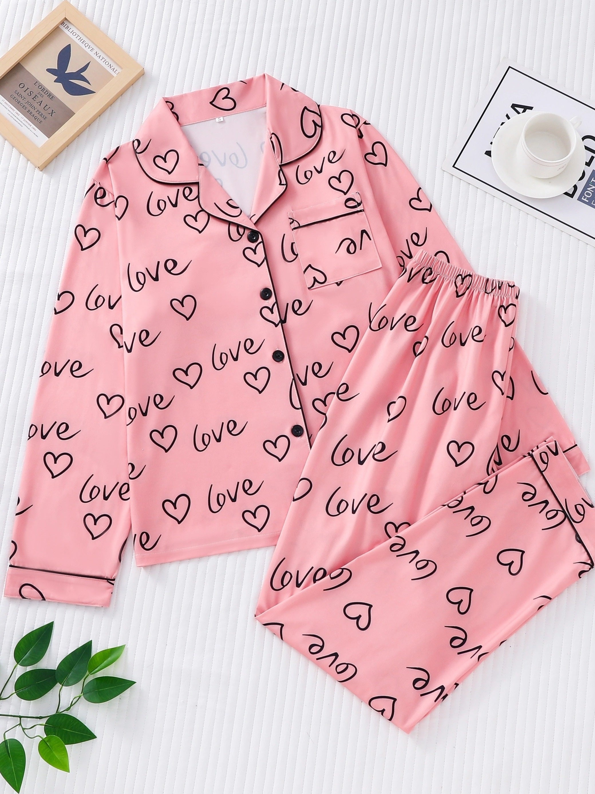 Heart Print Pajama Set Long Sleeve Buttons Top & Pants Women's Sleepwear