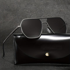 Men's UV Resistant Casual Sunglasses with Glasses Box