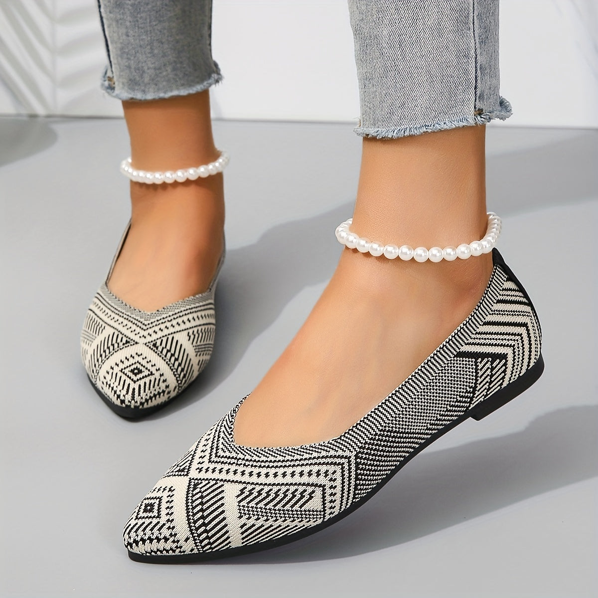 Women's Knit Pointed Toe Flats Soft Sole Slip On Walking Shoes