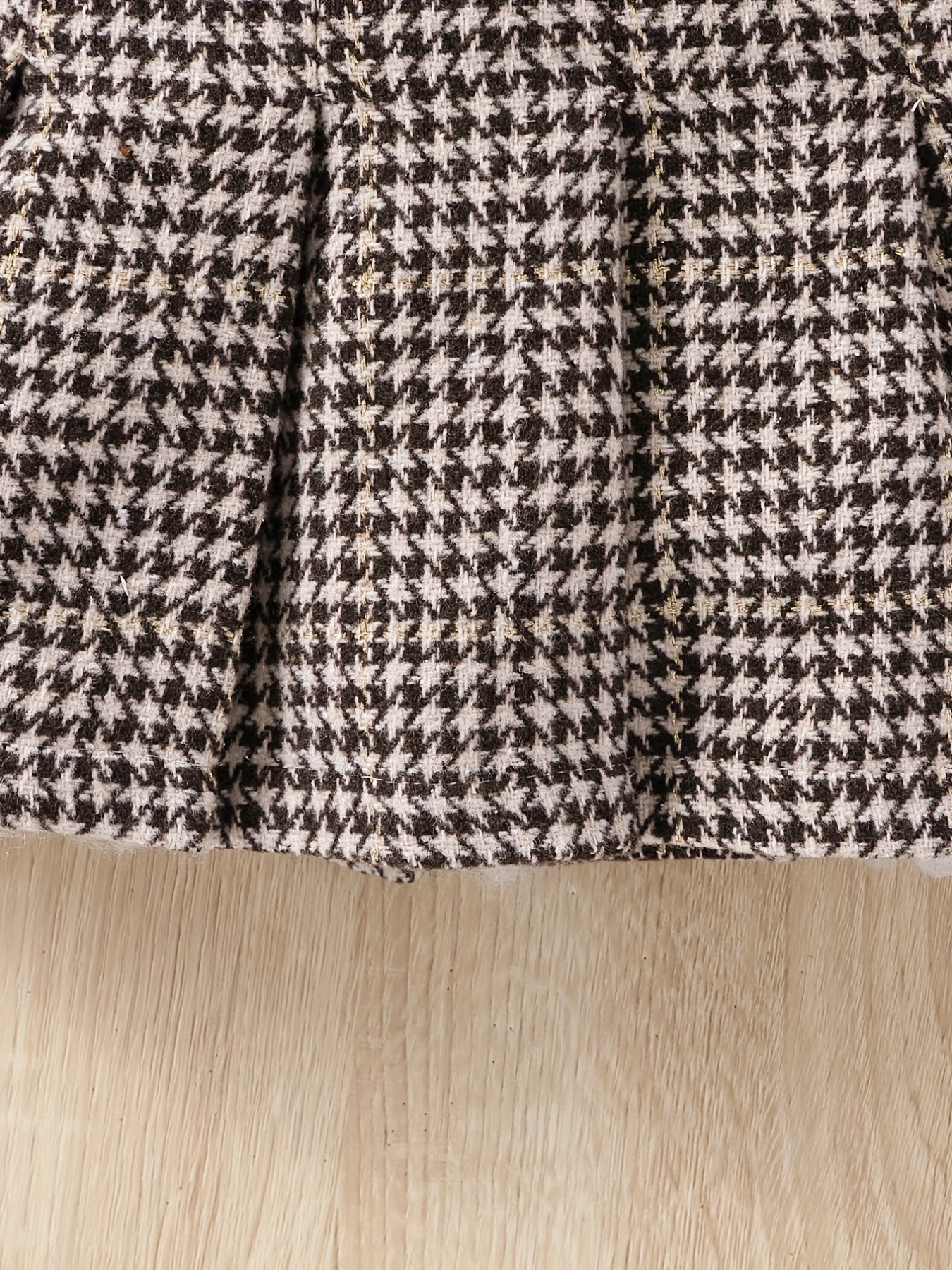 Girl's Ribbed Turtleneck Top & Houndstooth Pleated Skirt Set