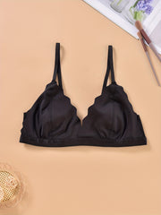 Lace Wireless Bra with Scalloped Trim - Comfortable Floral Lingerie