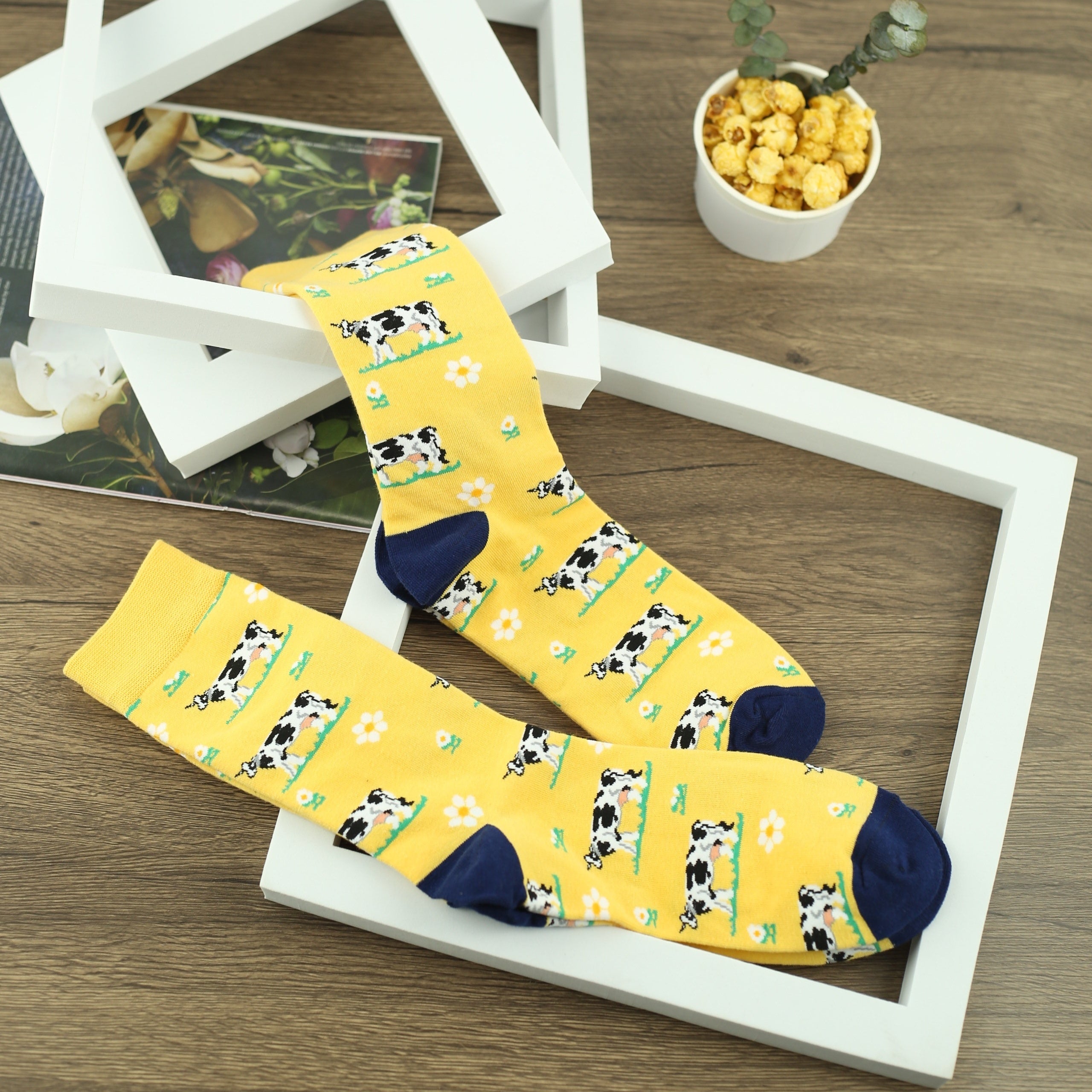 Men's Cow Pattern Crew Socks Breathable Comfy Casual Unisex Socks