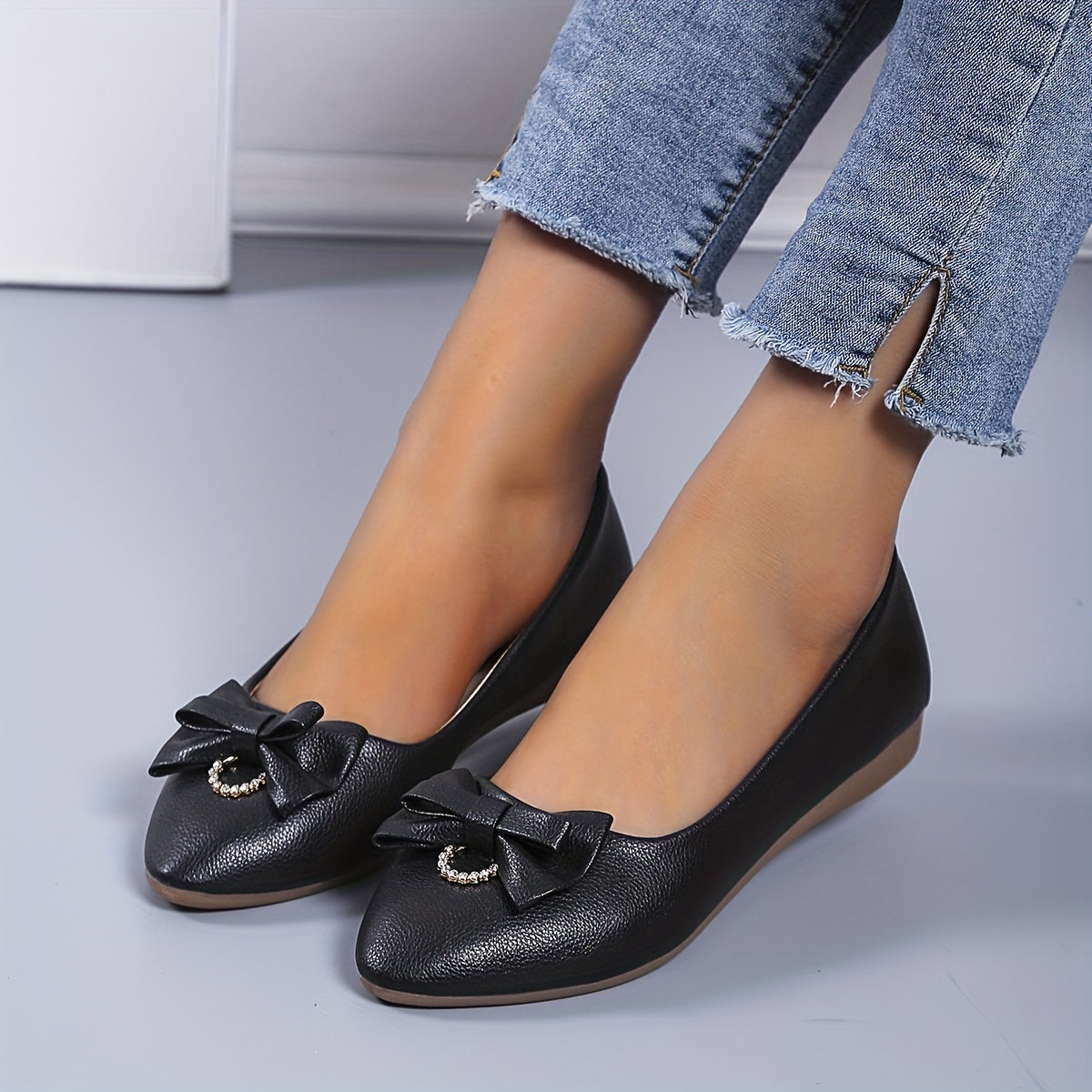 Women's Bowknot Flat Shoes Comfy Pointed Toe Slip On Soft Sole Shoes