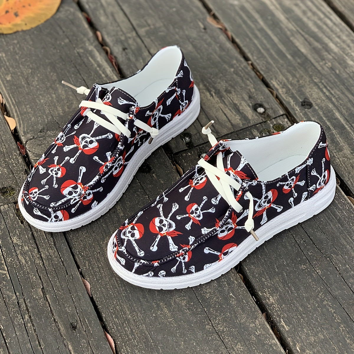 Women's Skull Pattern Lace-up Canvas Shoes Low Sporty Flats Lightweight