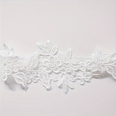 Soft Lace Garter with Romantic Flowers - Perfect for Brides