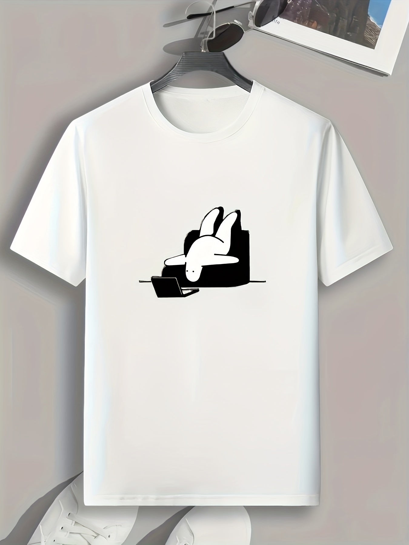 Cartoon Print Men's Graphic T-shirt for Summer