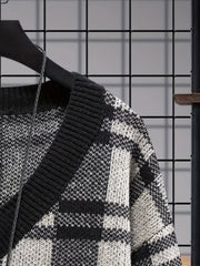 Men's Plaid Loose Fit V Neck Sweater for Fall Winter