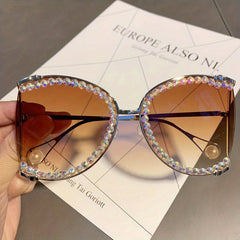 Rhinestone Hollow Sunglasses with Gradient Lens