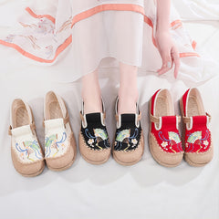 Women's Embroidered Canvas Shoes Soft Slip on Flax Bottom Casual Footwear