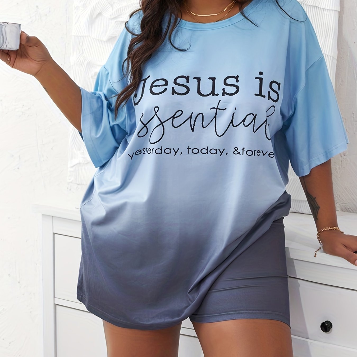 Ombre & Slogan Print Tee & Shorts Pajama Set
