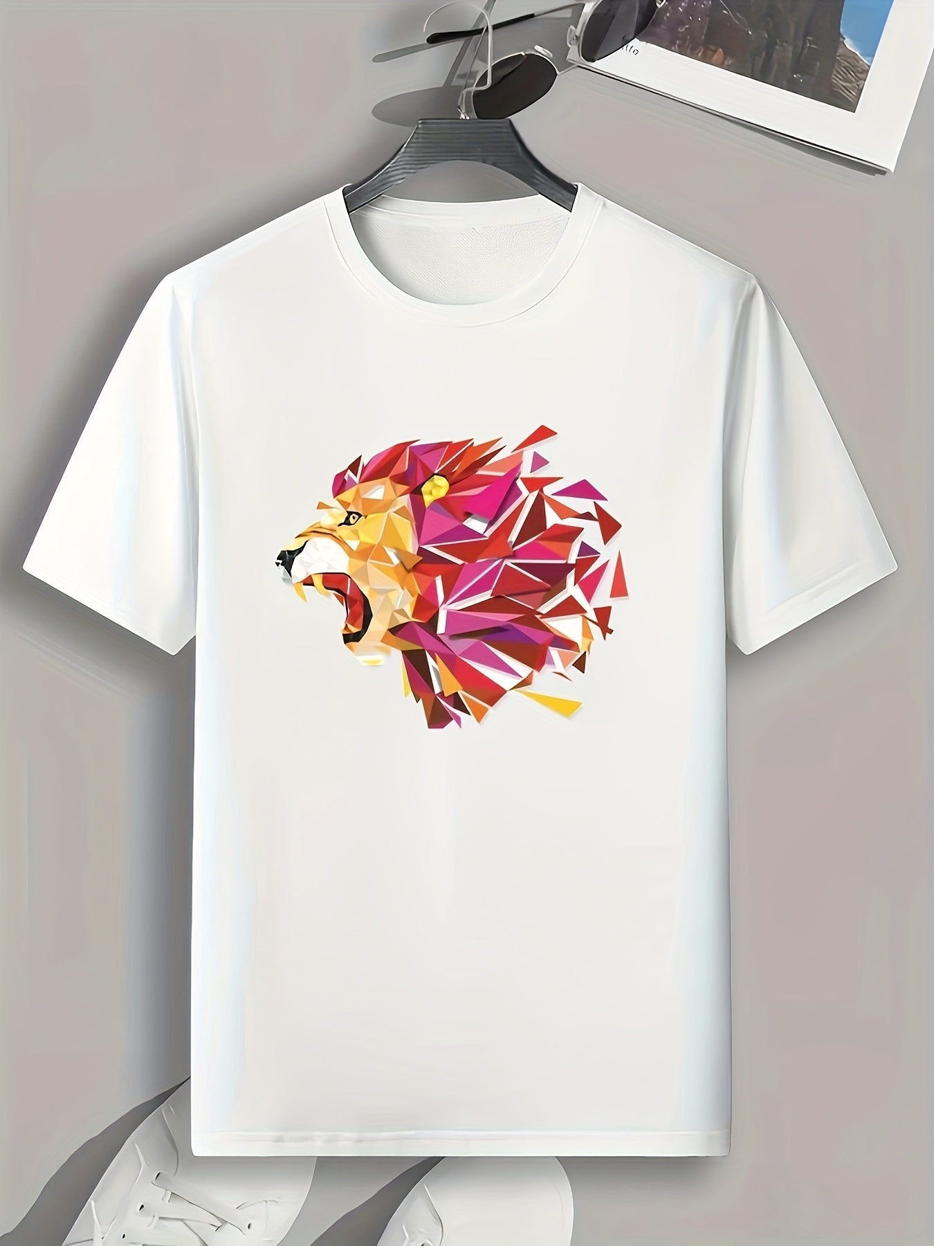 Lion Pattern Print Men's Sports T-shirt - Fitness Activities Gift