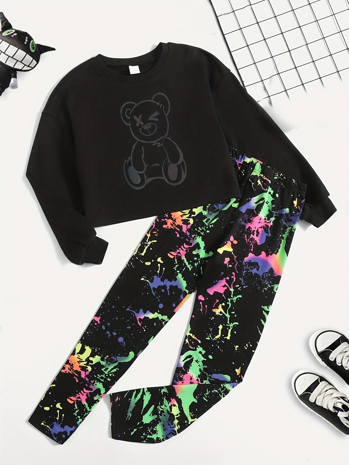 Graffiti Bear Print Boys Sweatshirt & Sweatpants Set