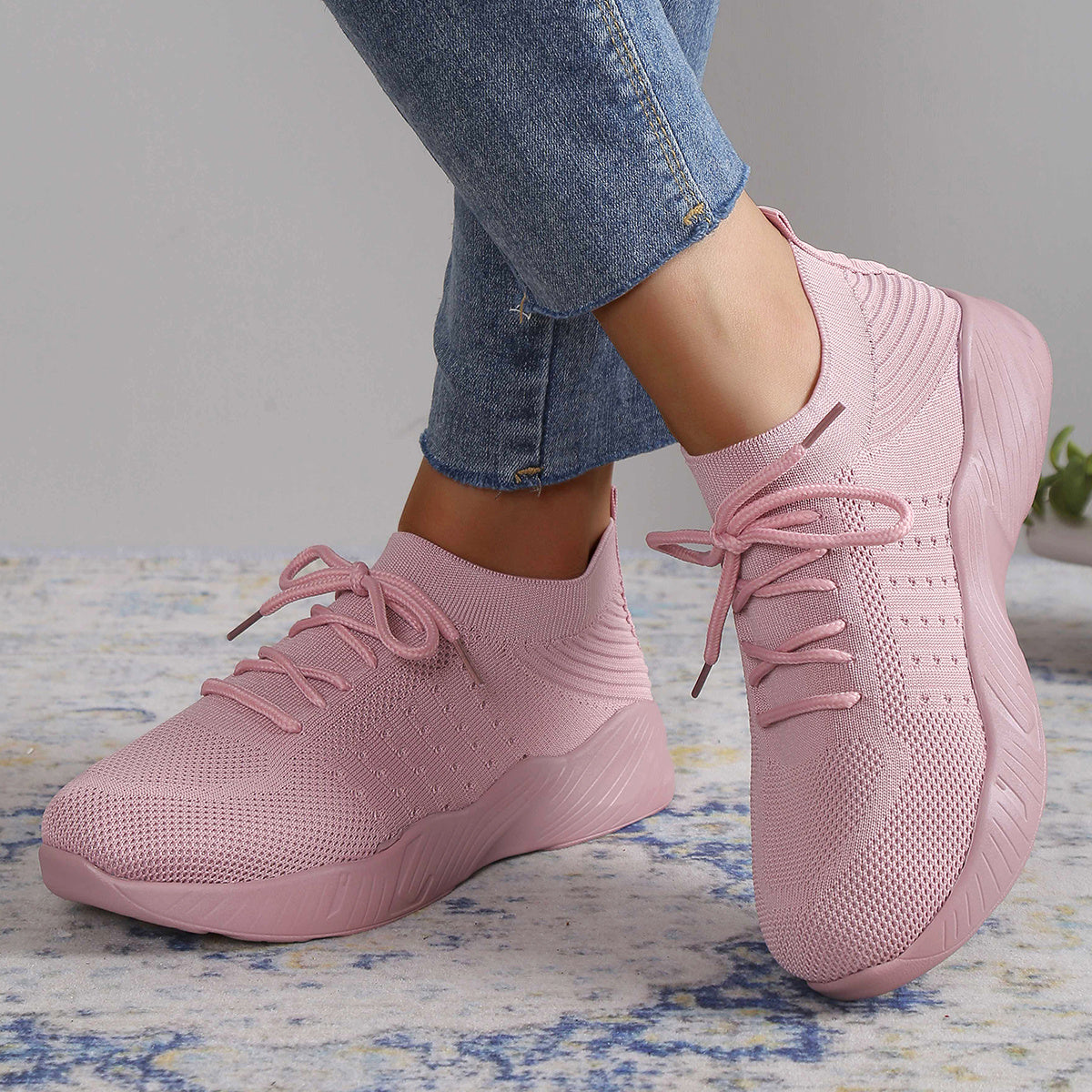 Knitted Mesh Sneakers Breathable Lace Up Running Shoes Women's Footwear
