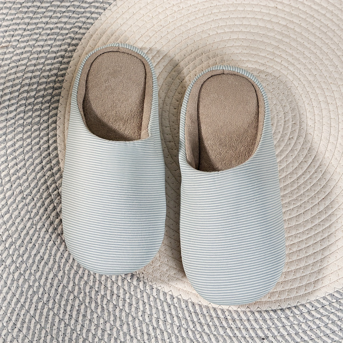 Soft Plush Cozy House Slippers Anti-skid Slip-on Shoes for Men