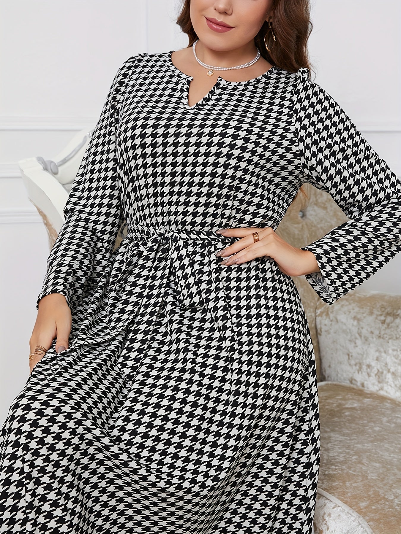 Women's Houndstooth Print Maxi Dress With Belt