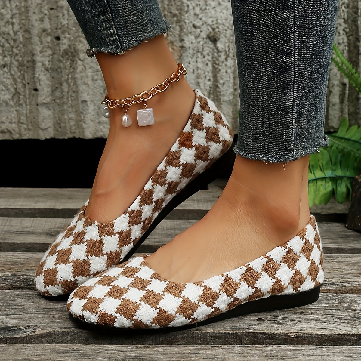 Women's Braided Checker Flats Soft Sole Slip On Shoes
