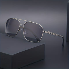 Retro Square Frame Sunscreen Sunglasses For Men and Women