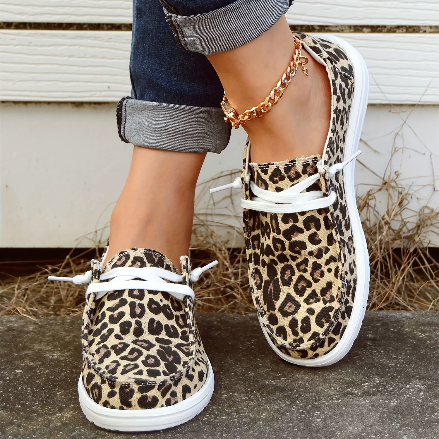 Leopard Print Canvas Low Top Lace Up Casual Shoes