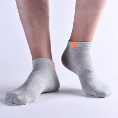 5 Pairs Cotton Mid Calf Sports Socks for Autumn and Winter