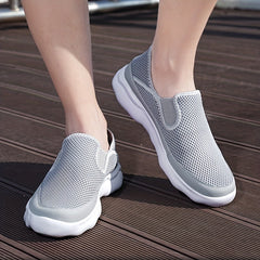 Men's Lightweight Slip On Casual Shoes For Traveling Jogging Spring Summer