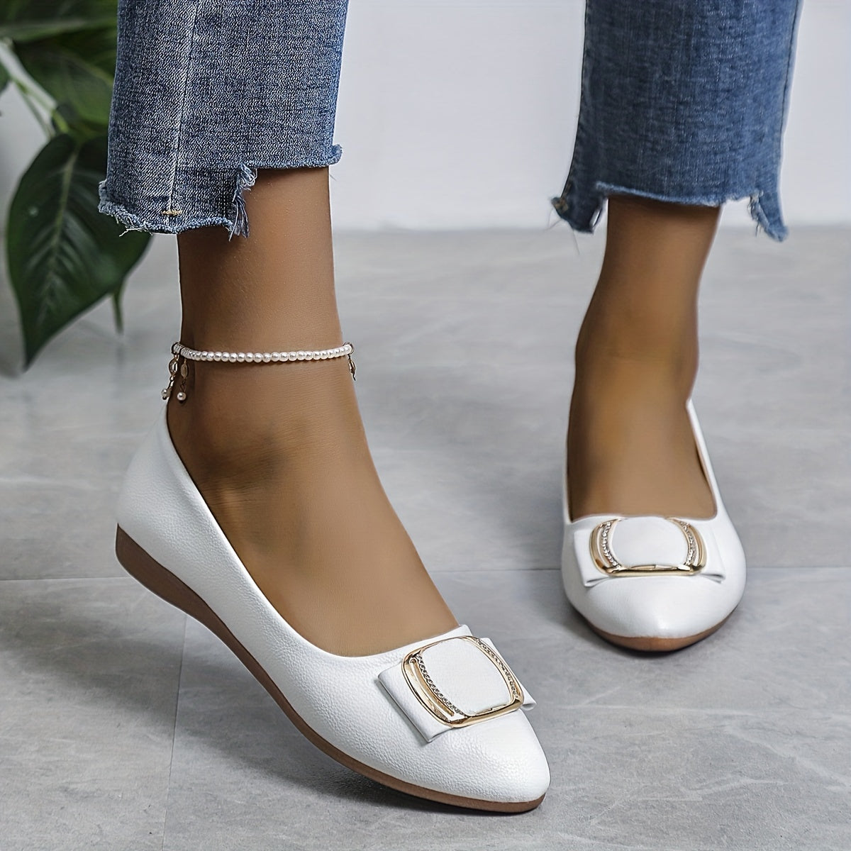 Women's Buckle Decor Flat Shoes Slip On Lightweight Walking Shoes