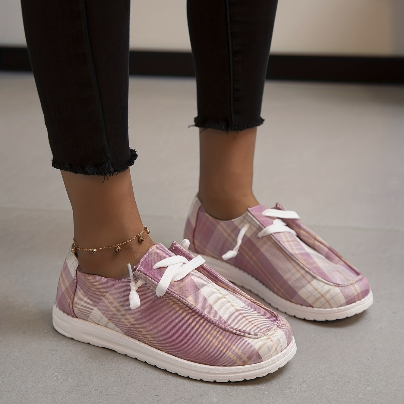 Pink Plaid Canvas Shoes Women Casual Lace Up Sneakers Lightweight Comfort