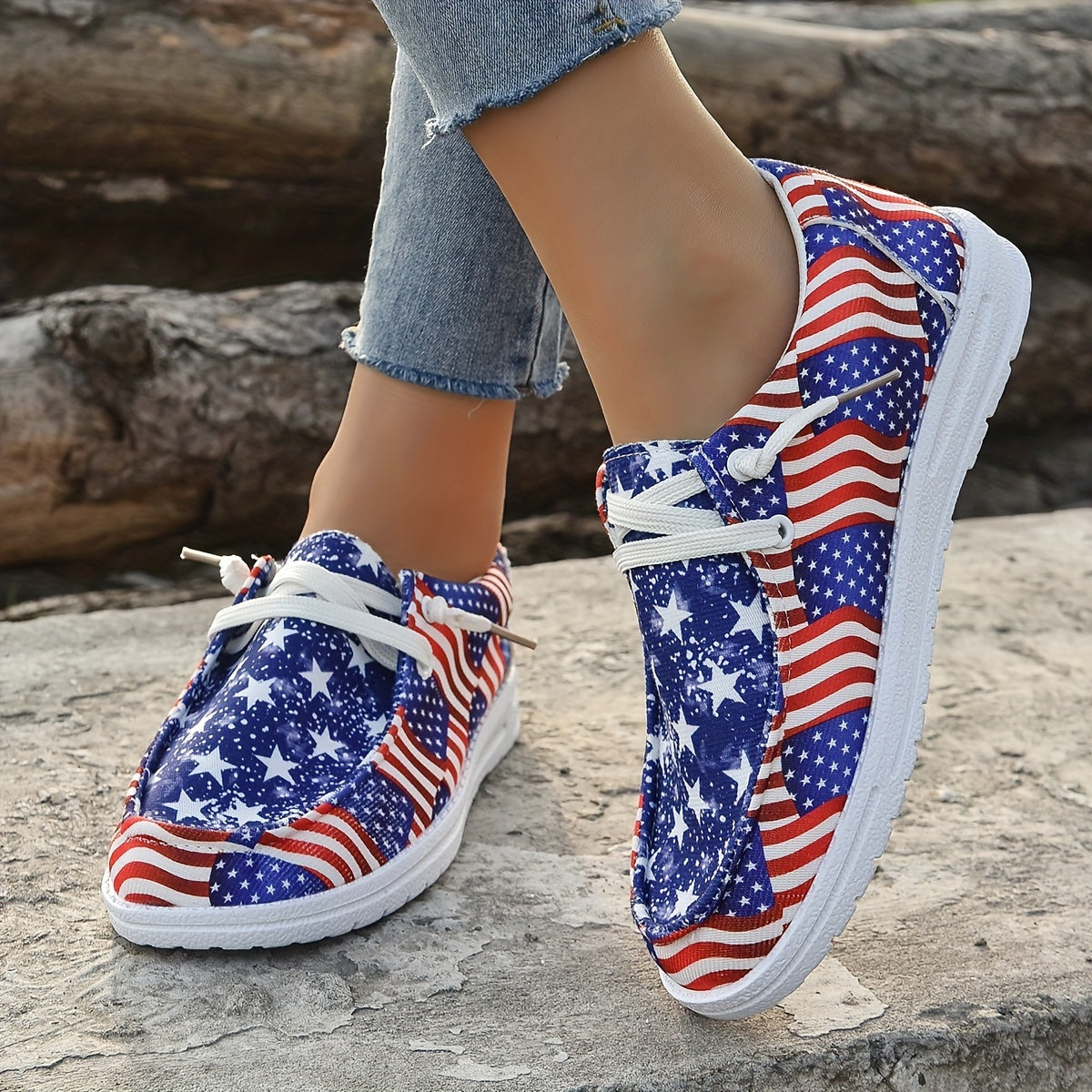 Women's Star Print Canvas Shoes Lightweight Lace Up Outdoor Shoes