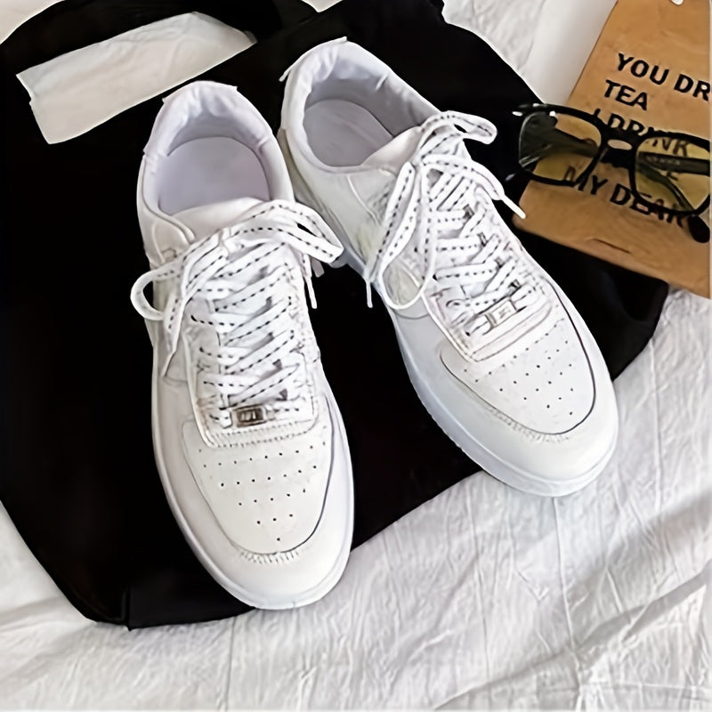 Women's Embroidered Skate Shoes Round Toe Lace Up Platform Sneakers