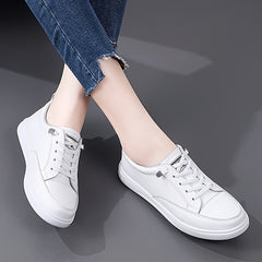 Non Slip Lightweight Skate Shoes Wear Resistance Low Cut Lace Up Sneakers