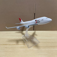 Japan Airlines 747 Alloy Aircraft Model Static Ornaments