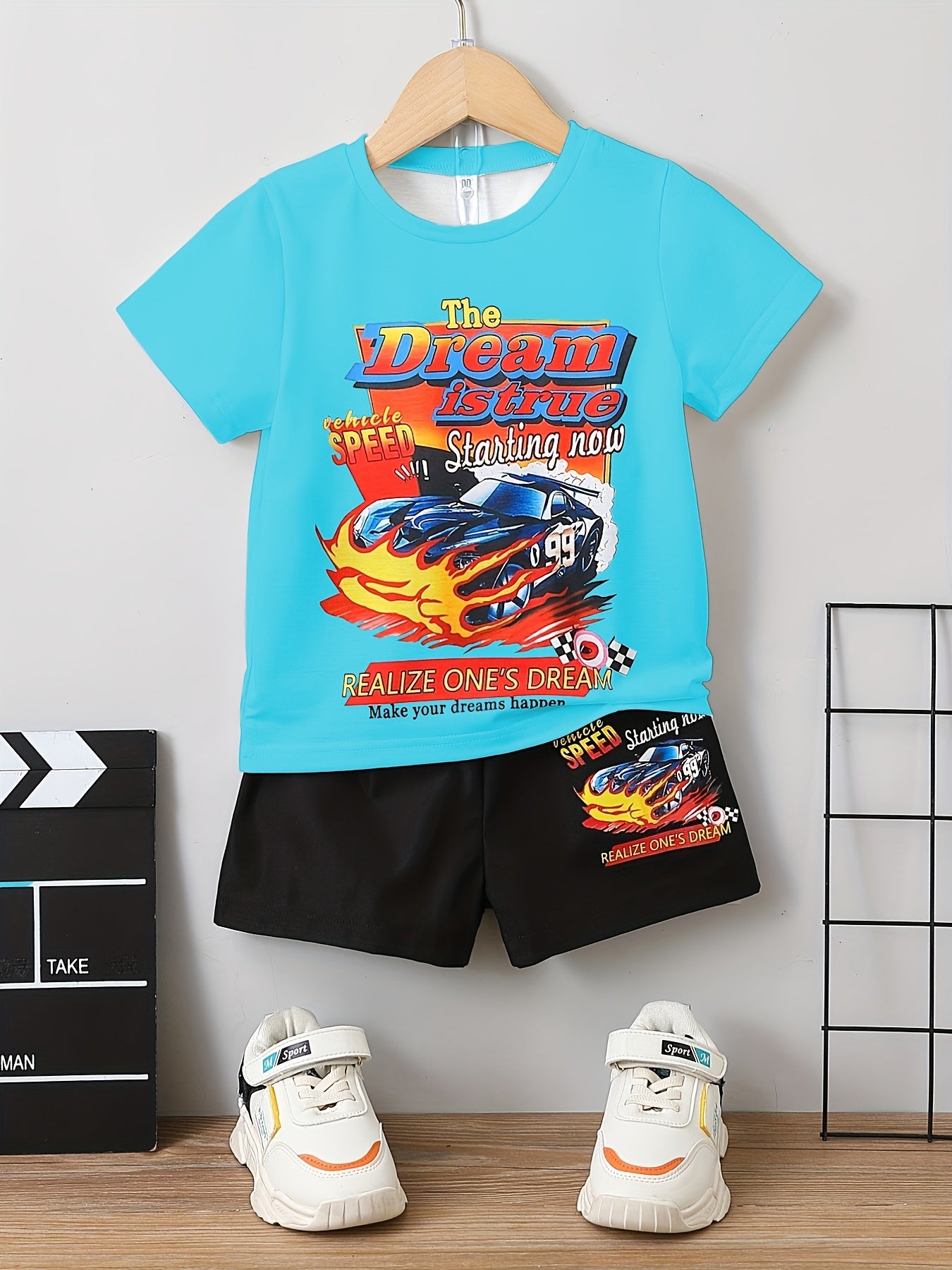 Boys Car Graphic Outfit Short Sleeves Round Neck T shirt & Shorts