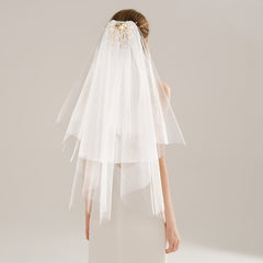 Tulle Bride's Veil with Golden Floral Hair Comb