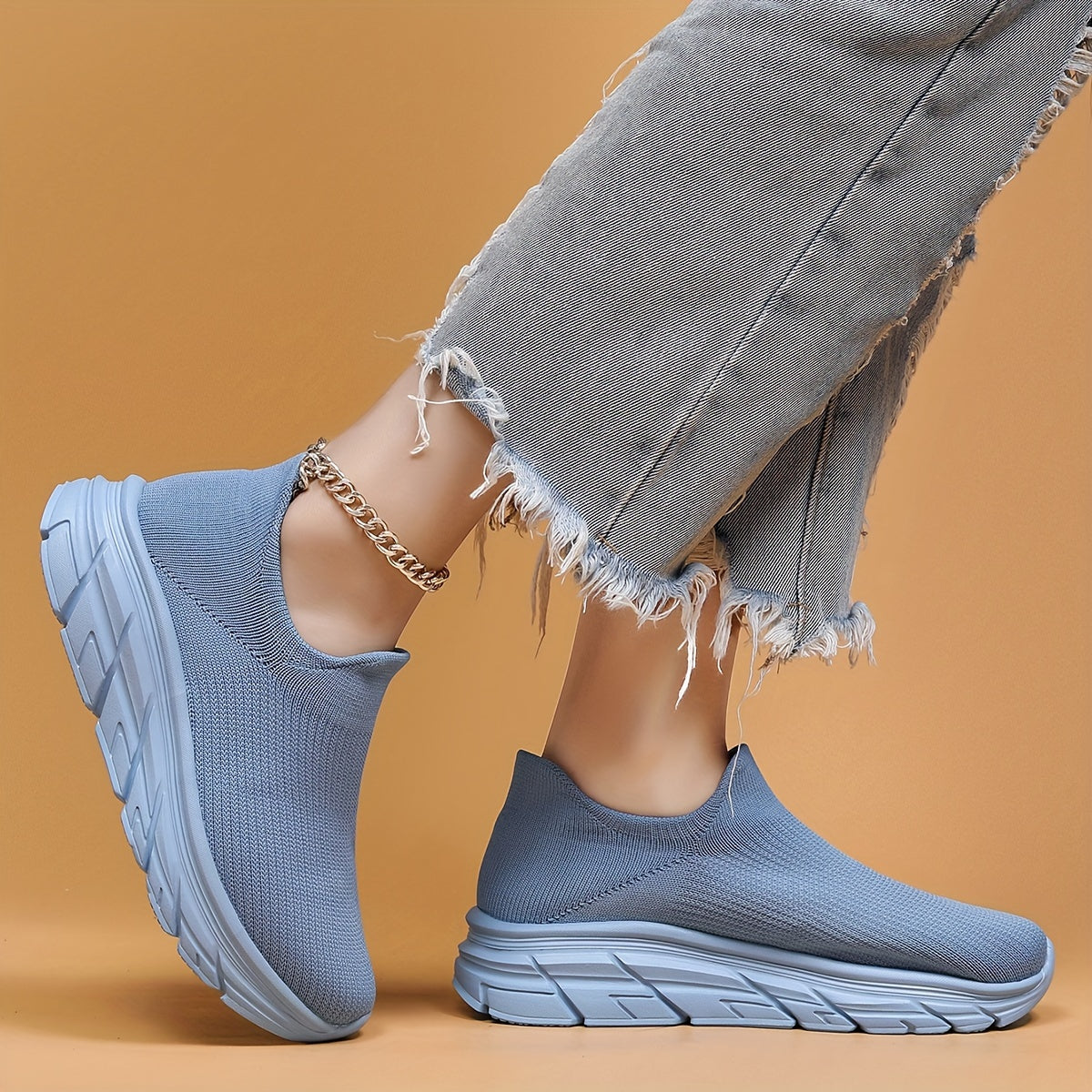 Breathable Slip-On Mesh Running Shoes Soft Comfort Outdoor Sneakers