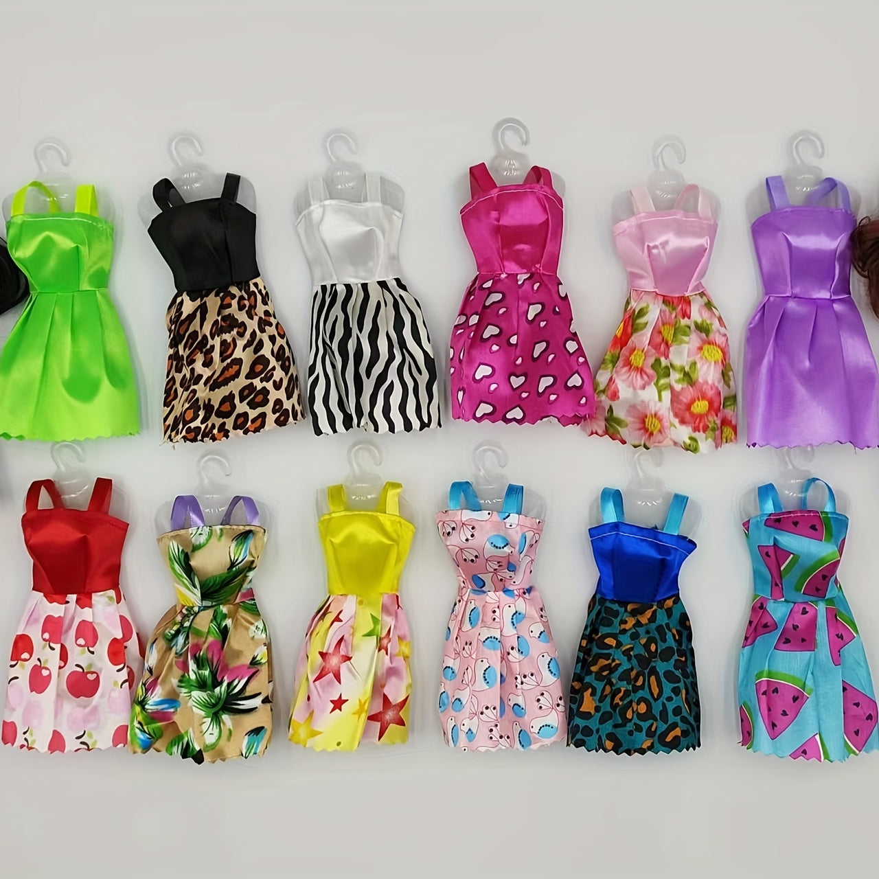 20pcs Mixed Mini Dress Necklaces Glasses Doll Accessories NO DOLL