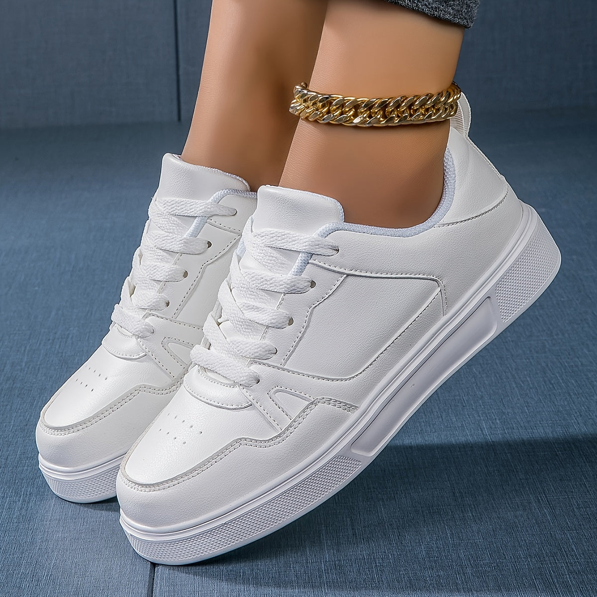 Solid Flat Sports Sneakers Slip-resistant Outdoor Skateboarding Shoes