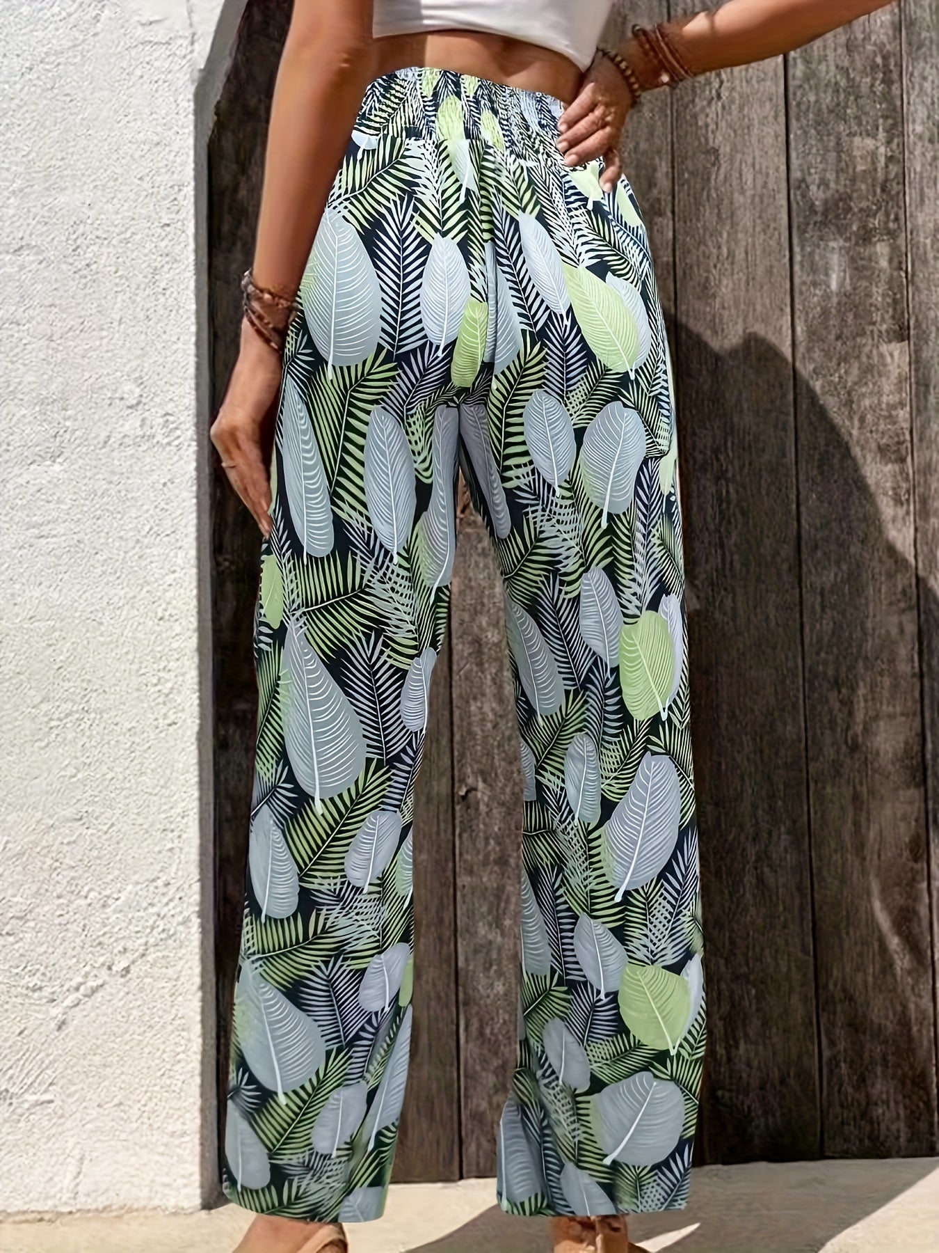 Women's Plus Tropical Print Shirred Waist High Rise Loose Fit Trousers
