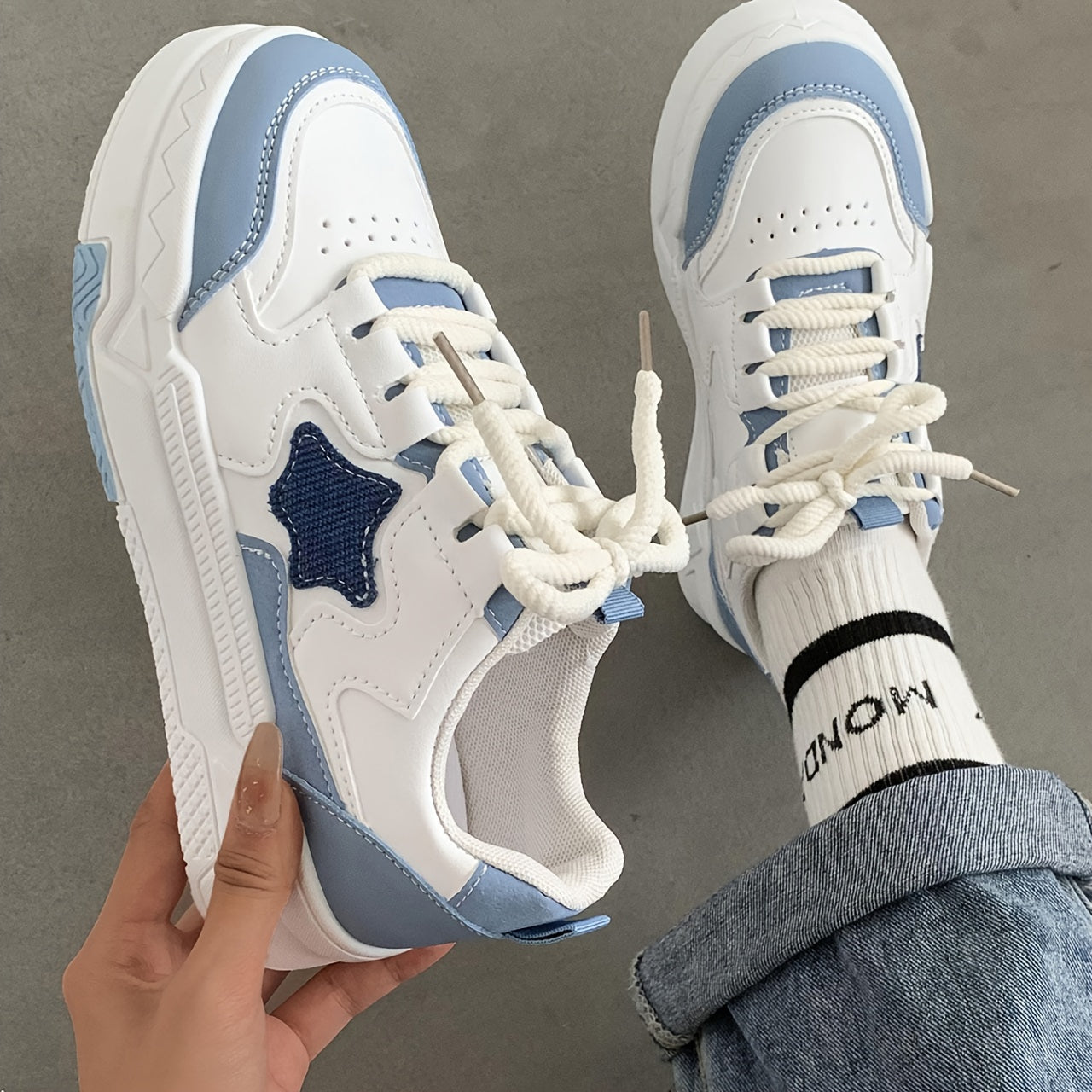 Women's Star Pattern Chunky Sneakers Comfortable Non slip Sports Shoes