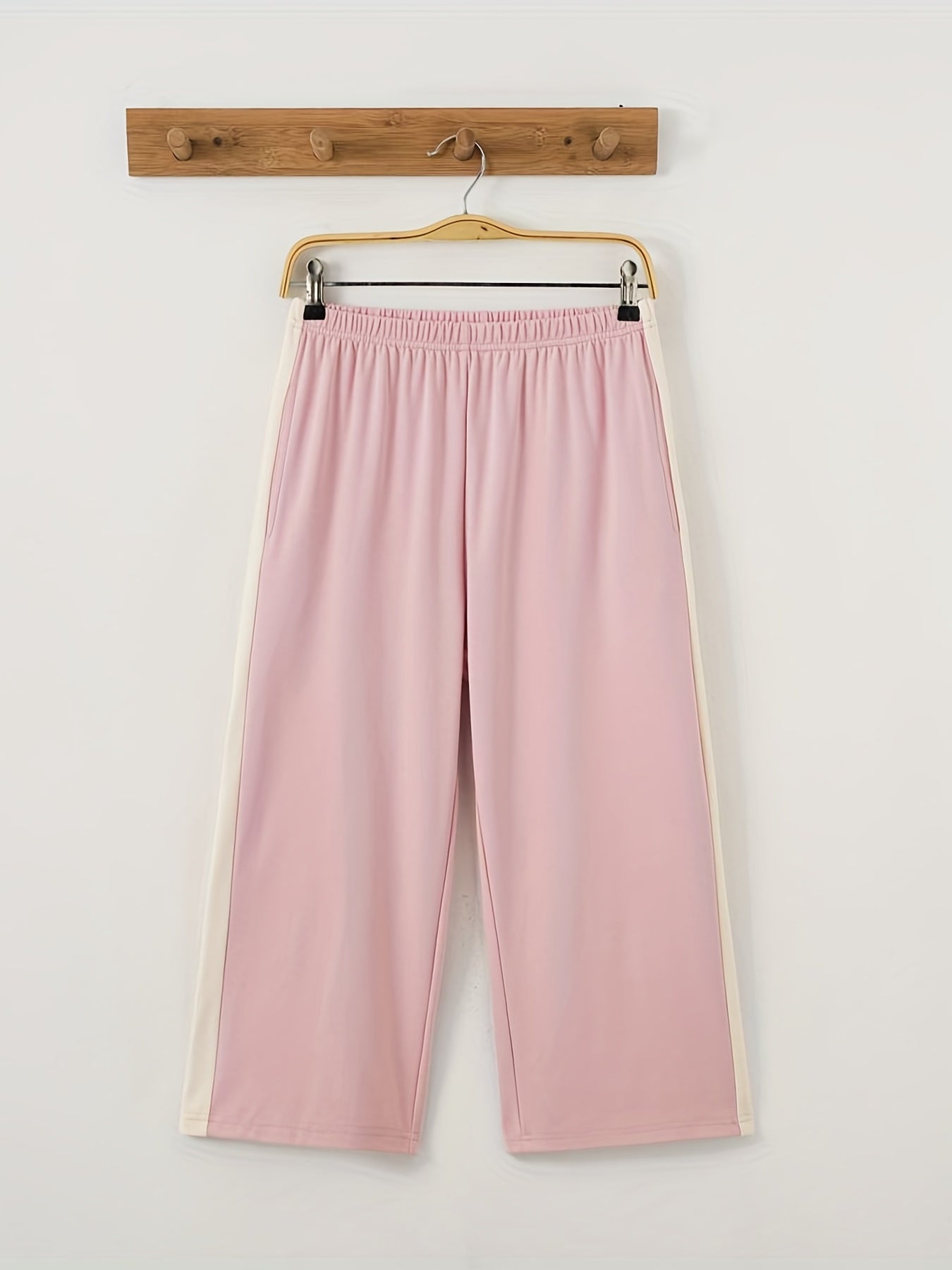 Bunny Print Pajama Set Short Sleeve Crew Neck Top & Crop Pants