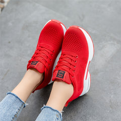 Women's Lightweight Mesh Low Top Sneakers