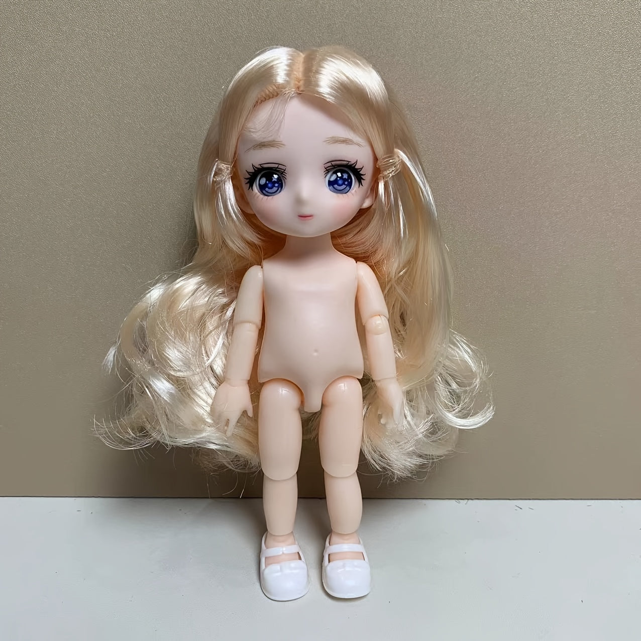 16cm Girl Doll 1/8 BJD Doll with Movable Joints Nude Body And Realistic Eyes