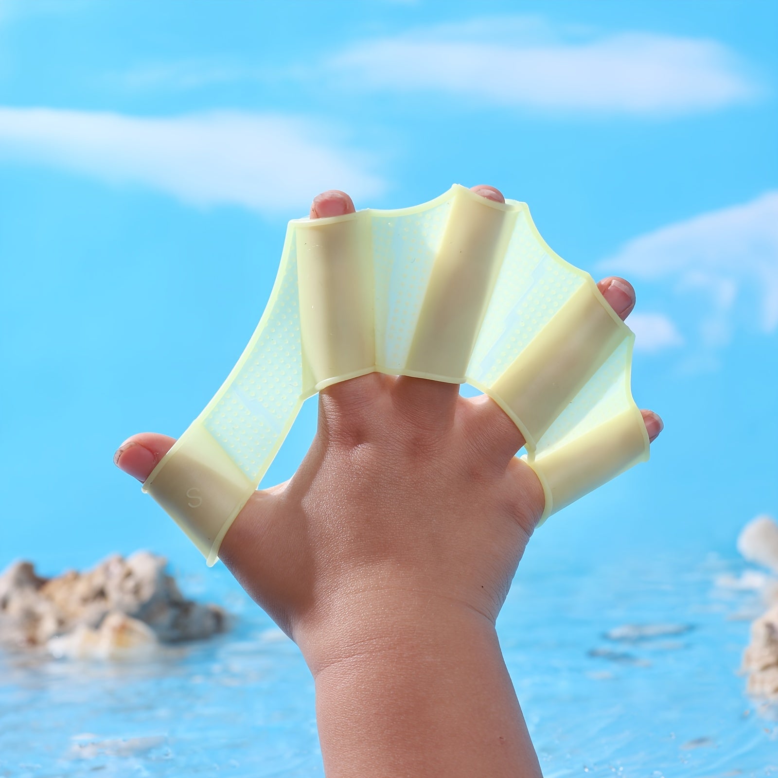 Silicone Flippers for Diving & Swimming - Webbed Hand Accessory