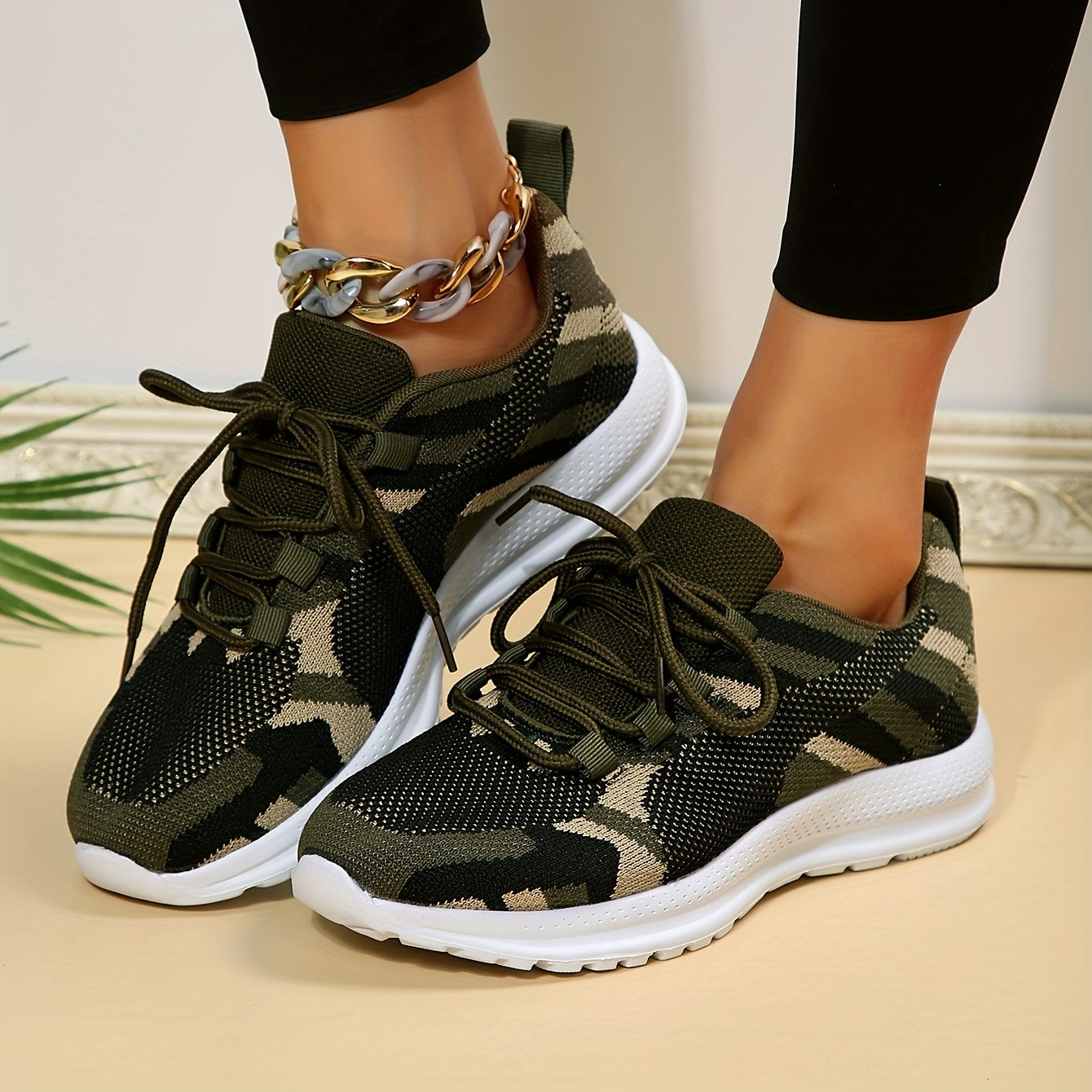 Camouflage Mesh Breathable Lace up Running Shoes For Women