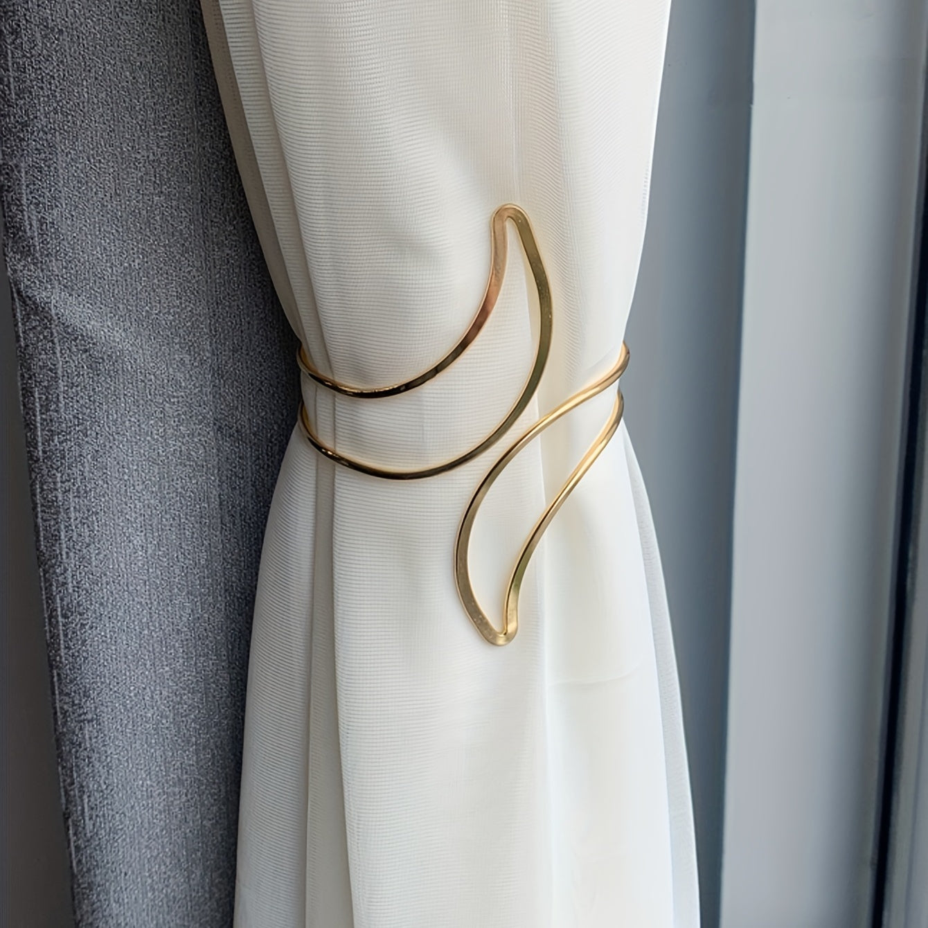 1pc Geometric Pattern Golden Curtain Tieback