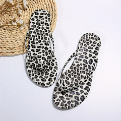 Leopard Pattern Flip Flops Faux Leather Slip On Flat Shoes