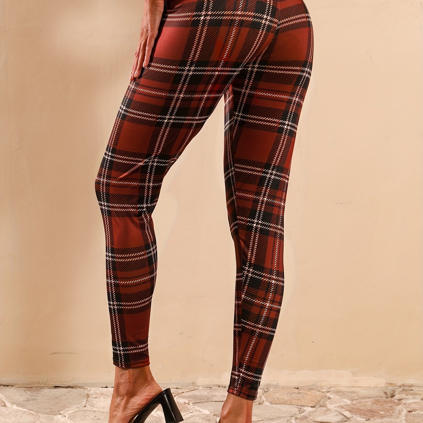 Plaid Print Yoga Leggings Slim Fit Stretchy Activewear