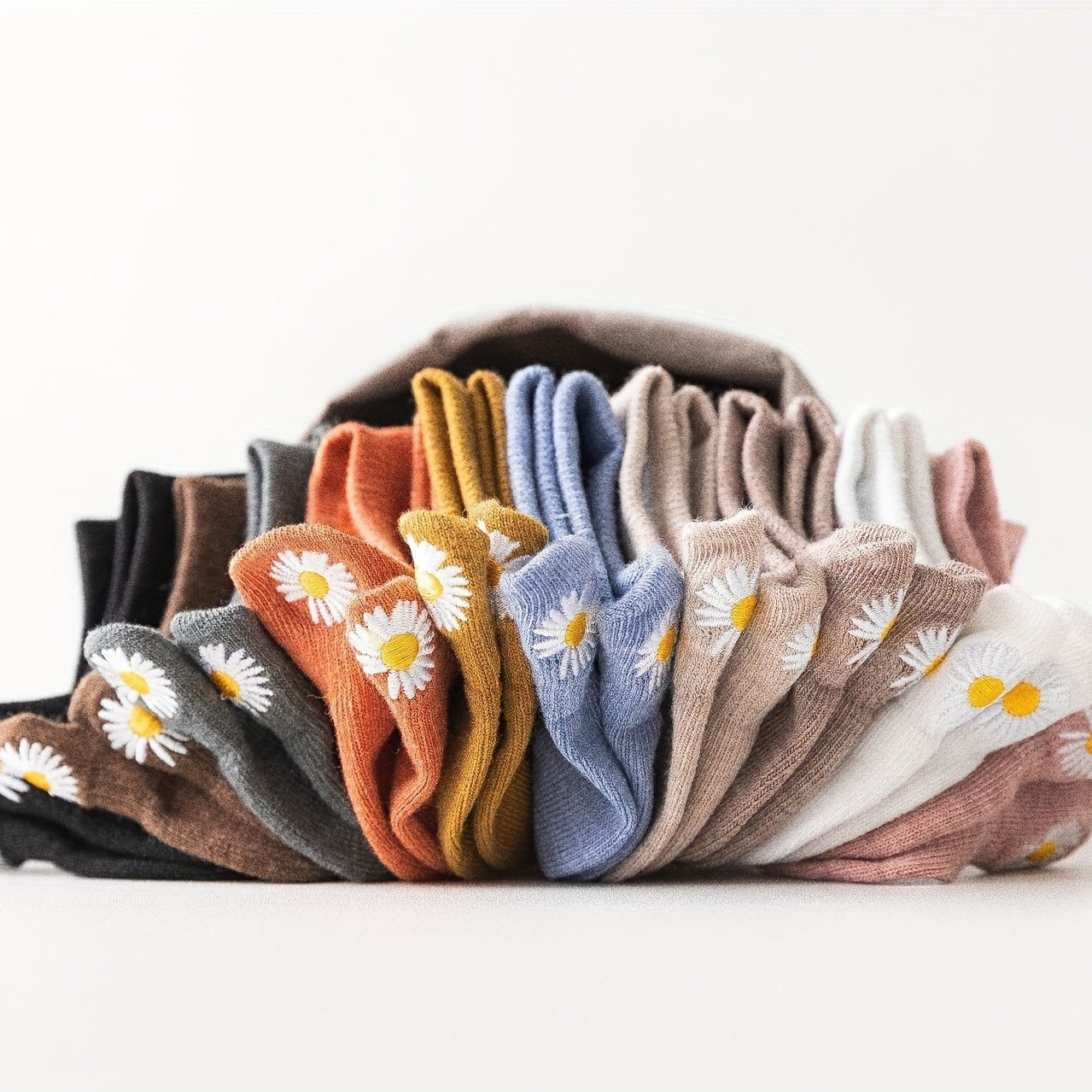 10 Pairs Floral Embroidery Ankle Socks Soft Lightweight Women's Stockings